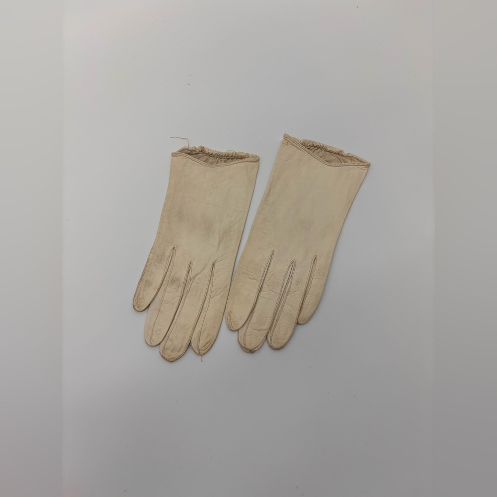 Vintage Cream Kid Leather Gloves – Size 7¼